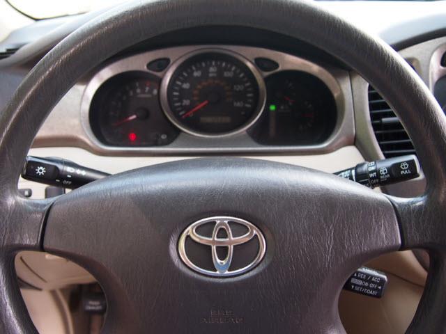 2002 Toyota Highlander EX - DUAL Power Doors