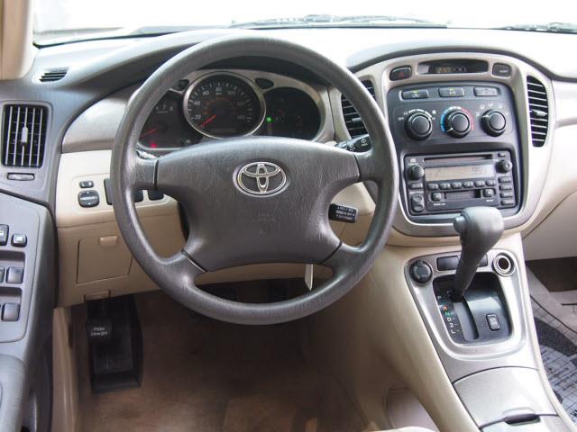 2002 Toyota Highlander EX - DUAL Power Doors
