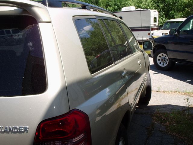 2002 Toyota Highlander 4dr 1500 4WD SLT 4x4 SUV