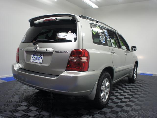 2003 Toyota Highlander 4WD Crew Cab SWB S