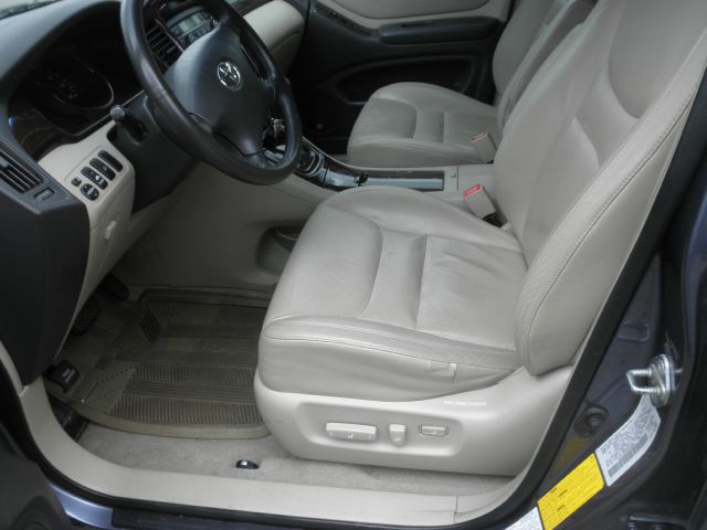 2003 Toyota Highlander 340 Wedge