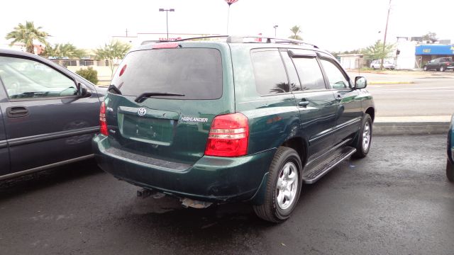 2003 Toyota Highlander Ram 3500 Diesel 2-WD