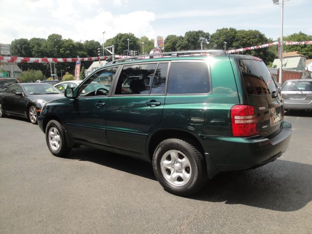 2003 Toyota Highlander Ram 3500 Diesel 2-WD