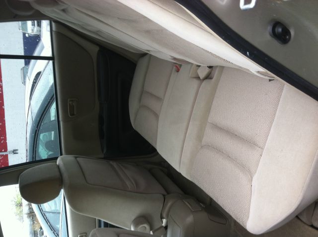 2003 Toyota Highlander I-290 S