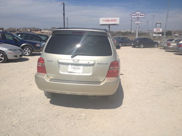 2003 Toyota Highlander Base, AWD, Loaded, Clean