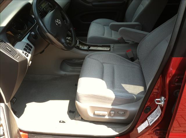 2003 Toyota Highlander Base, AWD, Loaded, Clean