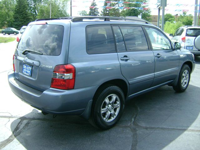 2004 Toyota Highlander QUAD CAB W