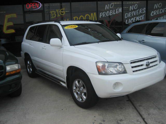 2004 Toyota Highlander QUAD CAB W