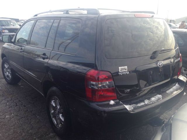 2004 Toyota Highlander Wagon SE