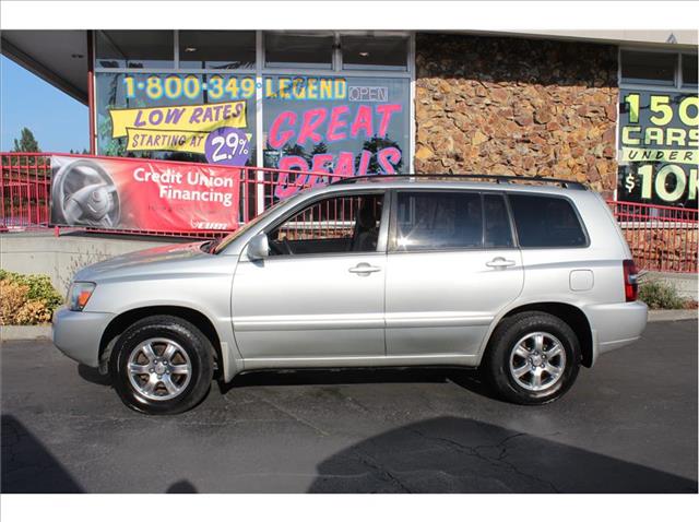 2004 Toyota Highlander 2 Dr SC2 Coupe