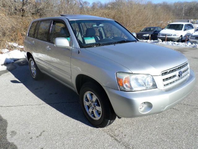 2004 Toyota Highlander Ram 3500 Diesel 2-WD