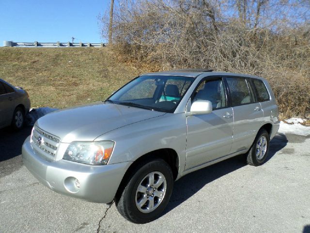 2004 Toyota Highlander Ram 3500 Diesel 2-WD