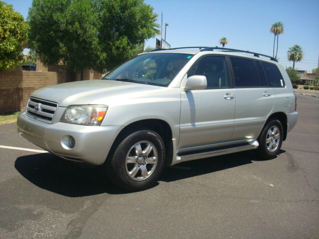 2004 Toyota Highlander 2.4T Premium