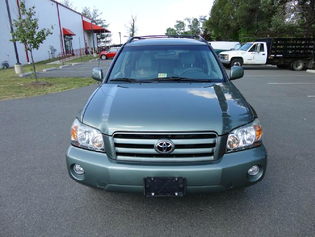 2004 Toyota Highlander QUAD CAB W