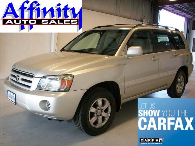 2004 Toyota Highlander MOON Roof, Finance From 3.9