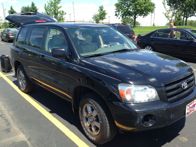 2004 Toyota Highlander Ram 3500 Diesel 2-WD