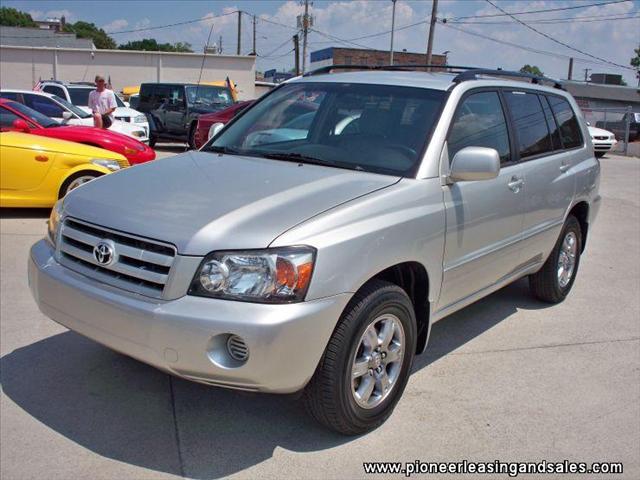 2005 Toyota Highlander 4dr 1500 4WD SLT 4x4 SUV
