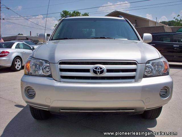 2005 Toyota Highlander 4dr 1500 4WD SLT 4x4 SUV