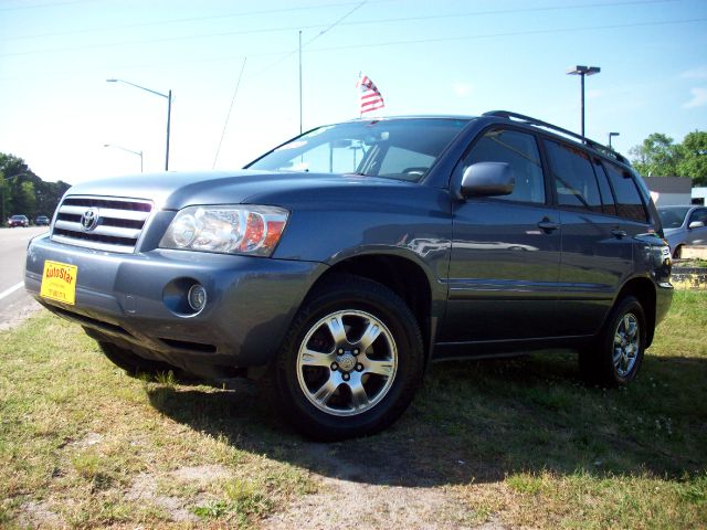 2005 Toyota Highlander T6 SR 7