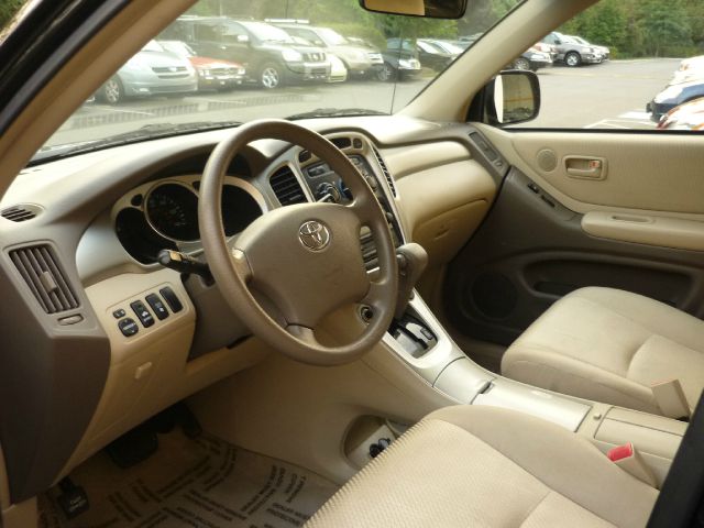 2005 Toyota Highlander 340 Wedge