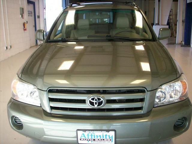 2005 Toyota Highlander Base