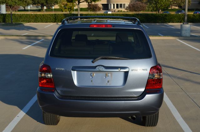 2005 Toyota Highlander Unknown