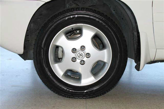 2005 Toyota Highlander QUAD CAB W