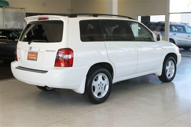 2005 Toyota Highlander QUAD CAB W