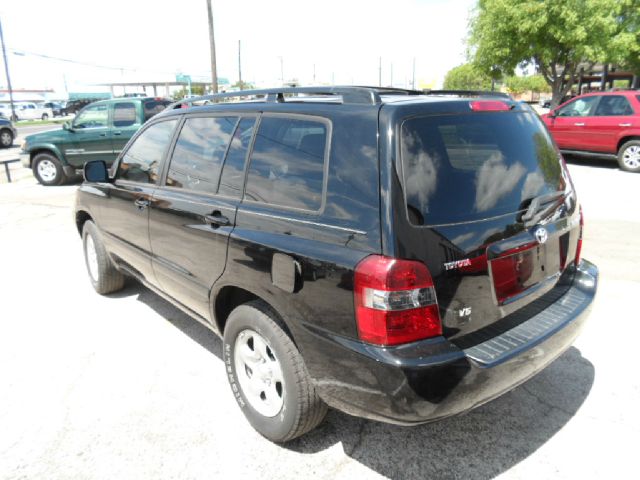 2005 Toyota Highlander 4dr 1500 4WD SLT 4x4 SUV