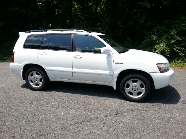 2005 Toyota Highlander 340 Wedge