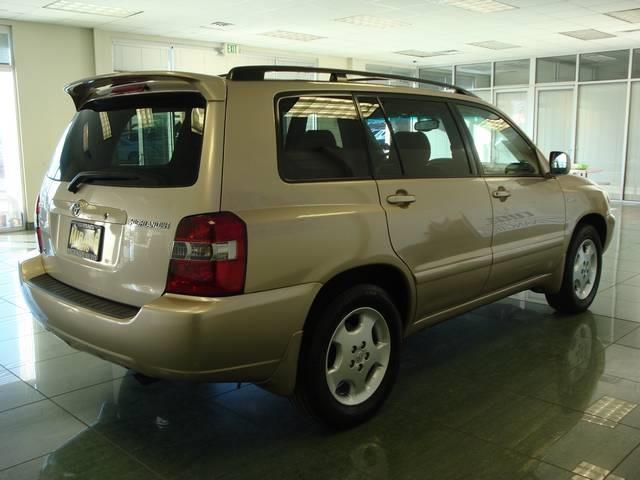 2005 Toyota Highlander SLT 25