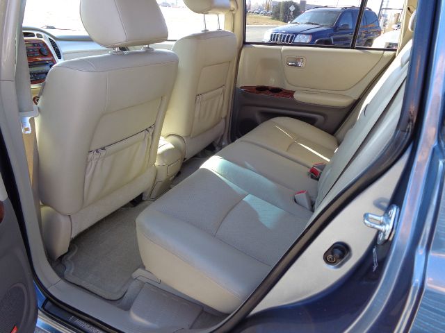 2006 Toyota Highlander 340 Wedge