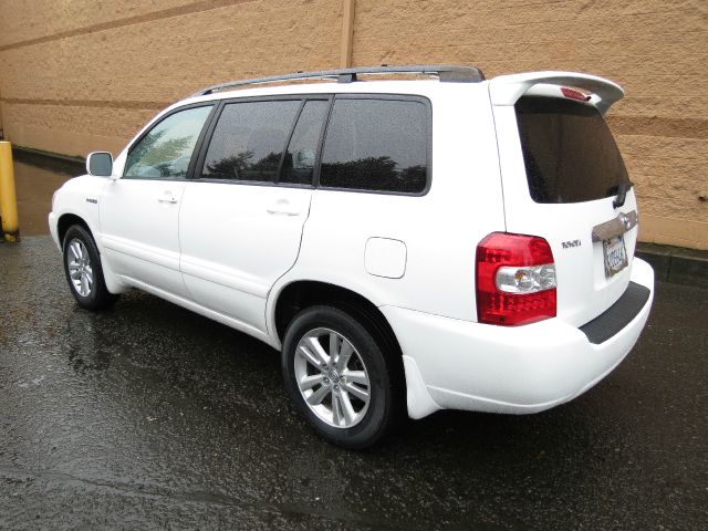 2006 Toyota Highlander SL 4WD Z-71 PLOW
