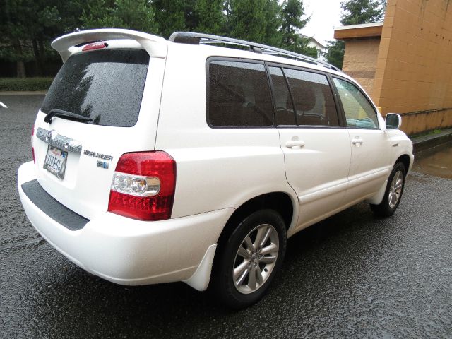 2006 Toyota Highlander SL 4WD Z-71 PLOW