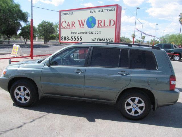 2006 Toyota Highlander Red Line