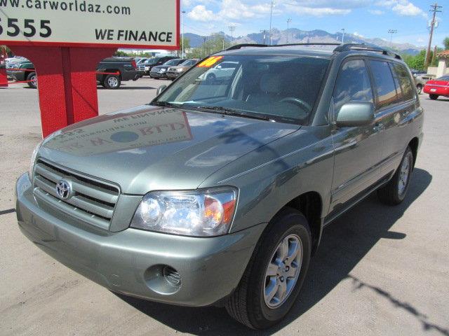 2006 Toyota Highlander Red Line