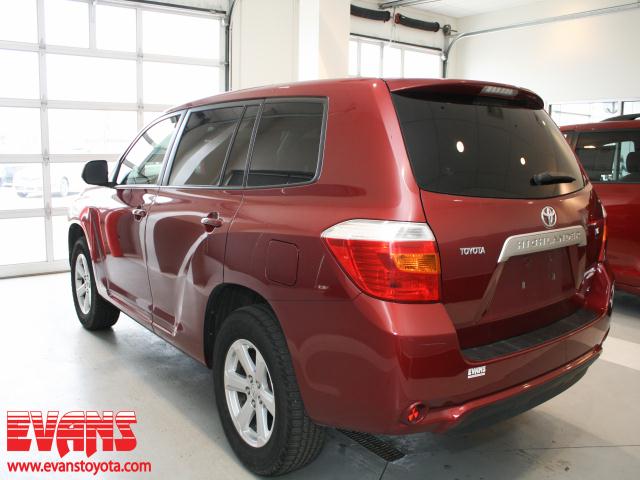 2008 Toyota Highlander 540ia 4dr Sdn 5-spd Auto