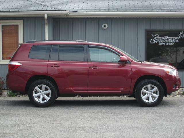 2008 Toyota Highlander Red Line