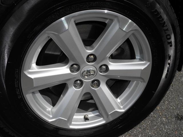 2008 Toyota Highlander 540ia 4dr Sdn 5-spd Auto