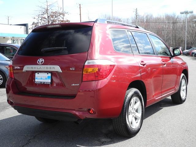2008 Toyota Highlander 540ia 4dr Sdn 5-spd Auto