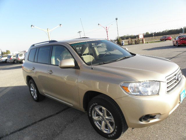 2008 Toyota Highlander 528ia 4dr Sdn Auto Sedan
