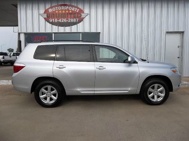 2009 Toyota Highlander 528ia 4dr Sdn Auto Sedan