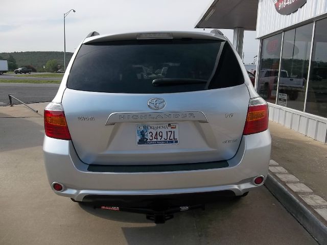 2009 Toyota Highlander 528ia 4dr Sdn Auto Sedan