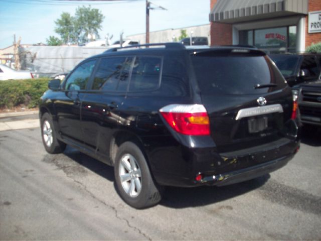 2009 Toyota Highlander 176 W.B. 4D