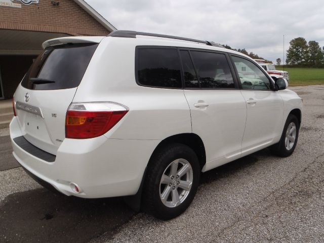 2009 Toyota Highlander 528ia 4dr Sdn Auto Sedan