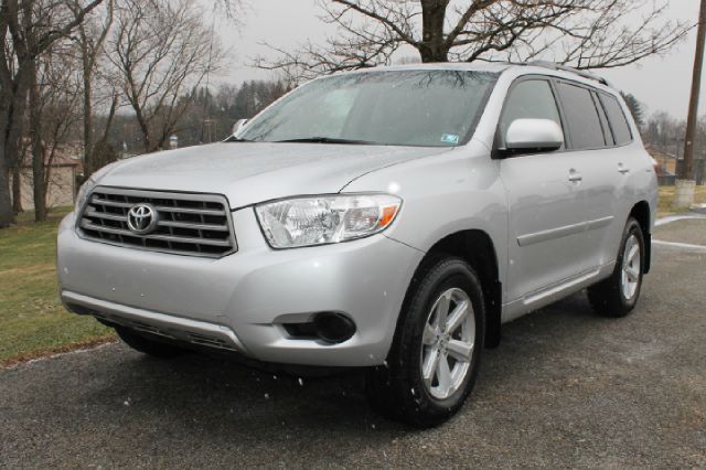 2009 Toyota Highlander 176 W.B. 4D