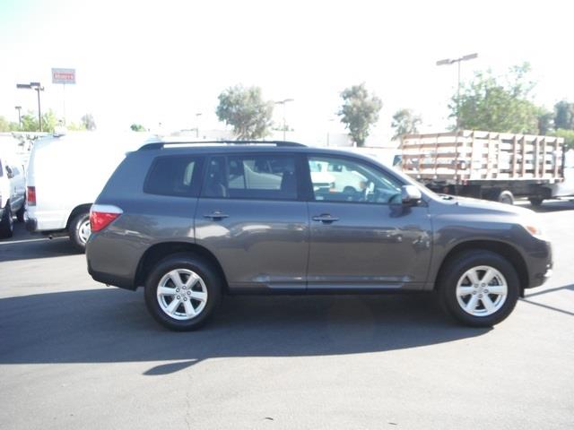 2009 Toyota Highlander E550 4matic AMG