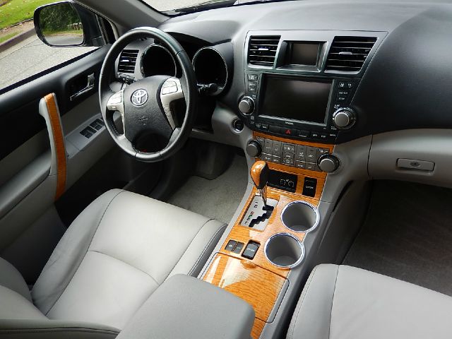 2009 Toyota Highlander Super
