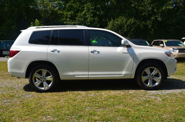 2010 Toyota Highlander Super