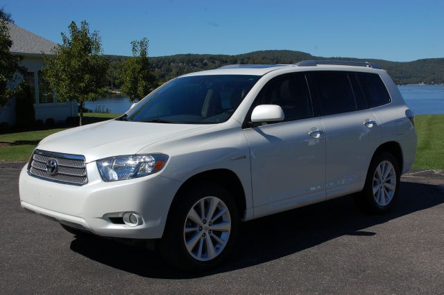 2010 Toyota Highlander I-4 Premier